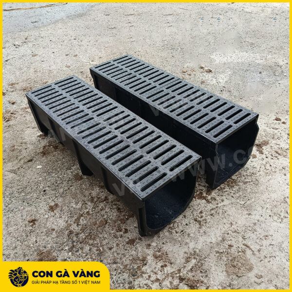 Alternative view of Mương thu nước Composite U300 (Mã: BMCU300)