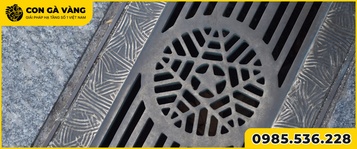 Công nghệ đúc khuôn tạo ra tấm sàn FRP dạng liền khối, trong đó sợi thủy tinh được đan xen theo cấu trúc lưới và toàn bộ được ngâm trong nhựa nền